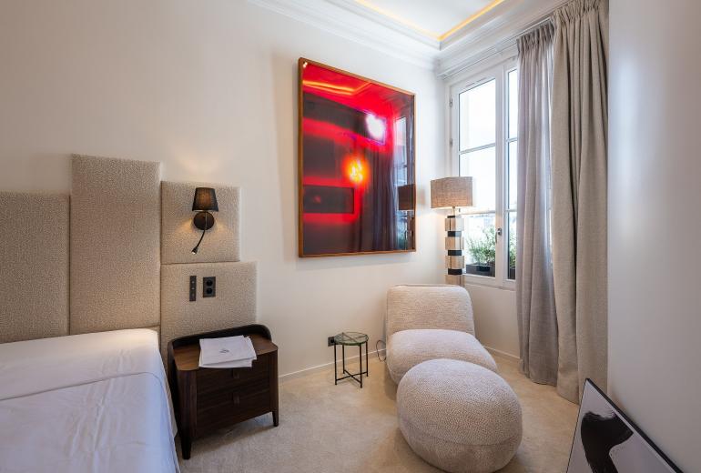 Par202 - Appartement de luxe face au Musée d'Orsay