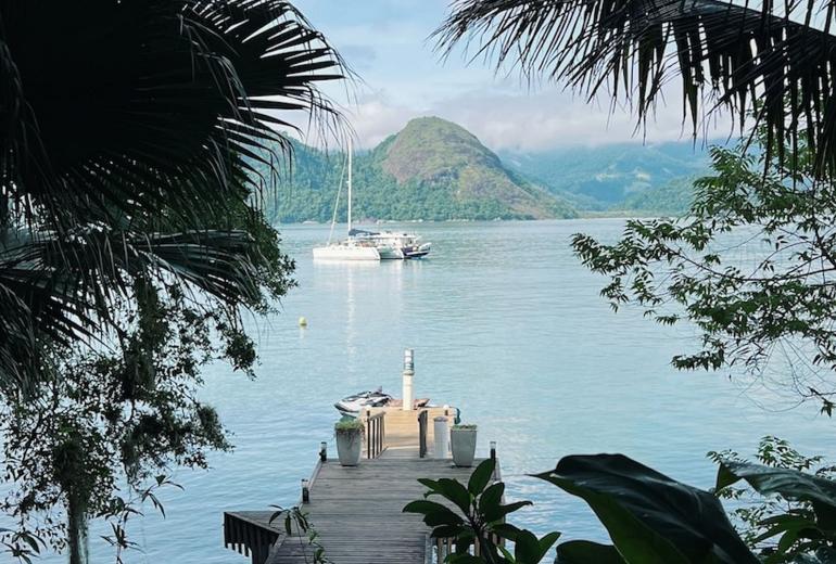 Pty015 - Private island in Paraty