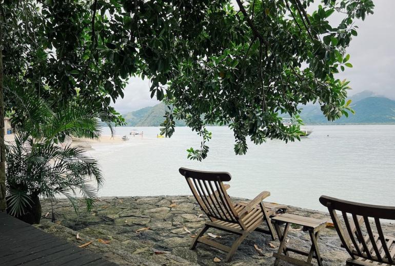 Pty015 - Private island in Paraty