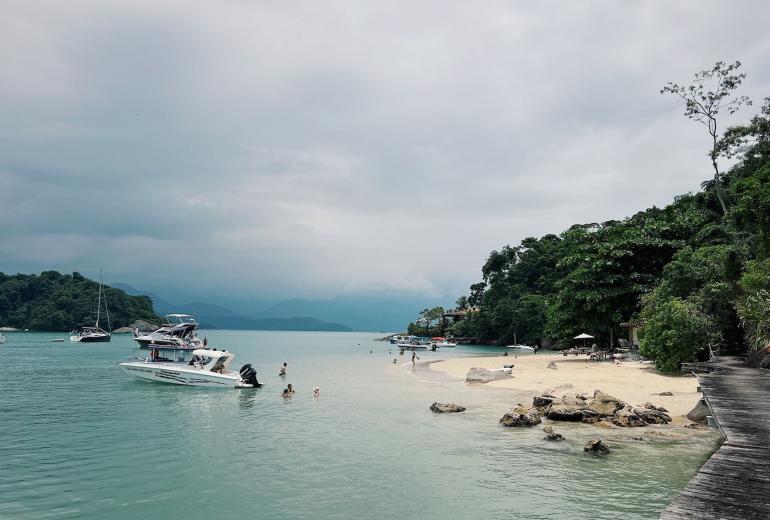 Pty015 - Private island in Paraty