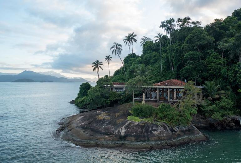 Pty015 - Private island in Paraty