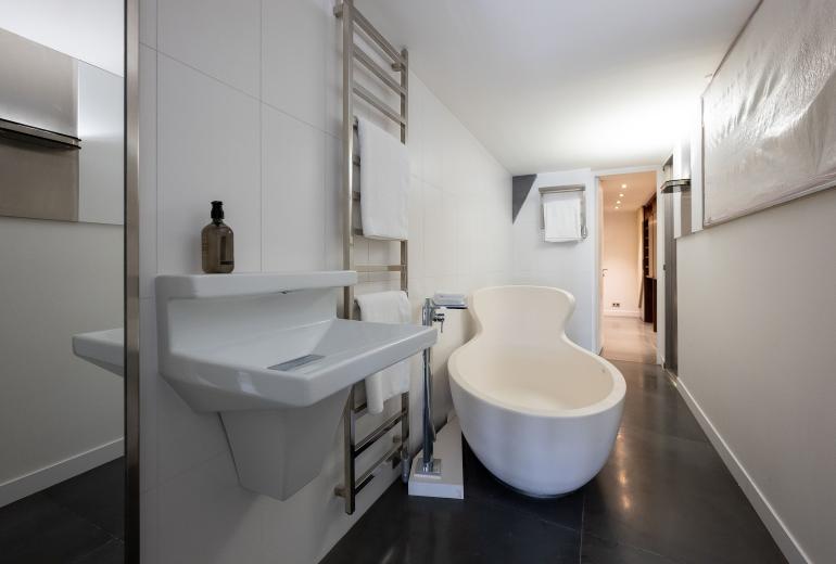 Par035 - Apartamento de luxo icônico com 2 quartos