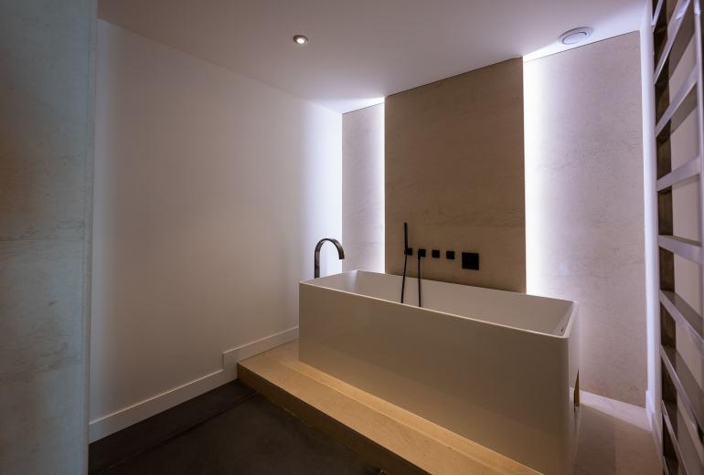 Par035 - Apartamento de luxo icônico com 2 quartos