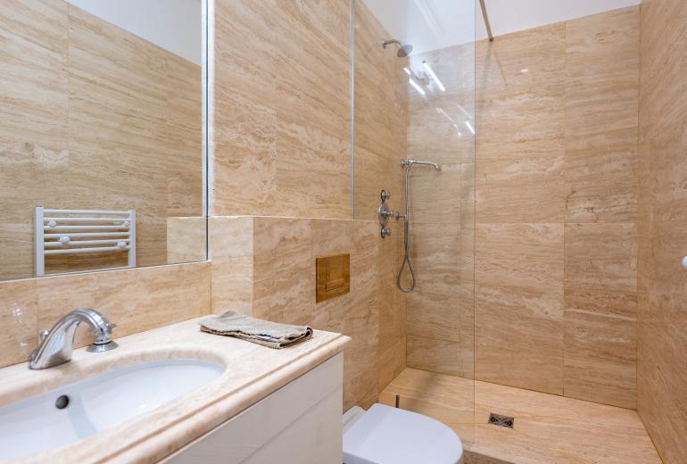 Par058 - Apartamento en el Triángulo de Oro