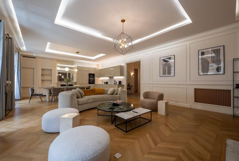 Par058 - Apartamento en el Triángulo de Oro