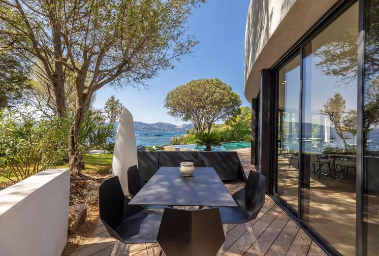 Cor001 - Lujosa Villa Contemporánea en Corsica