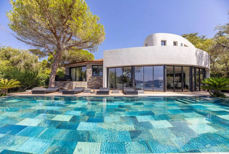 Cor001 - Lujosa Villa Contemporánea en Corsica