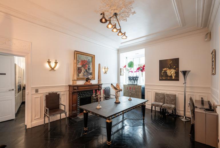 Par190 - Apartamento de recepción en Paris 8