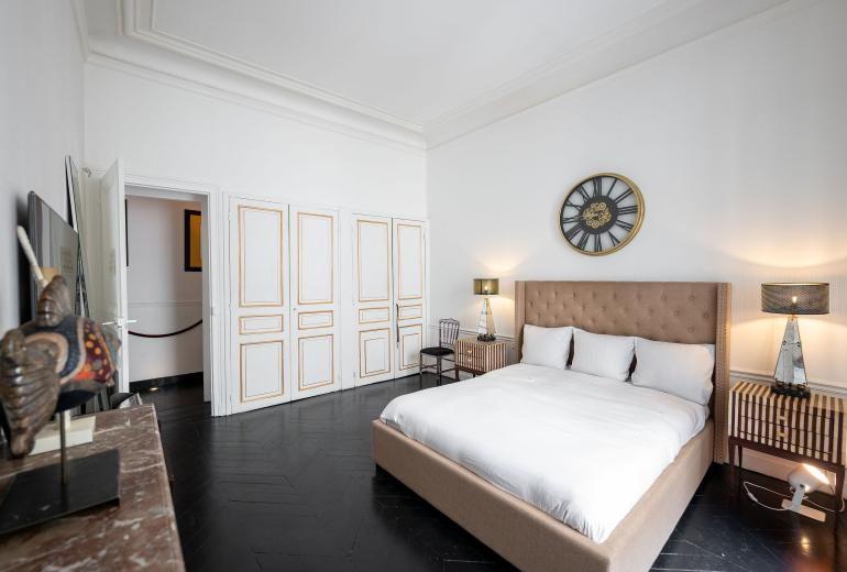 Par190 - Apartamento de recepción en Paris 8