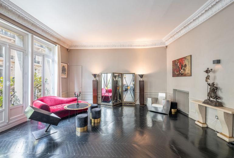 Par190 - Apartamento de recepción en Paris 8