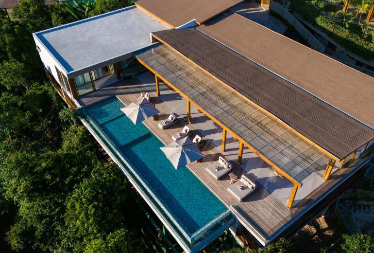 BAh255- Casa recém construída com vista mar.
