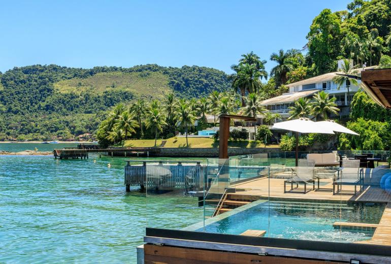 Ang064 - Maison de luxe en bord de mer à Angra dos Reis