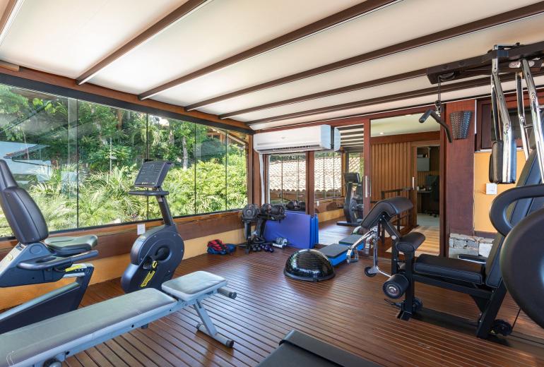 Ang064 - Maison de luxe en bord de mer à Angra dos Reis