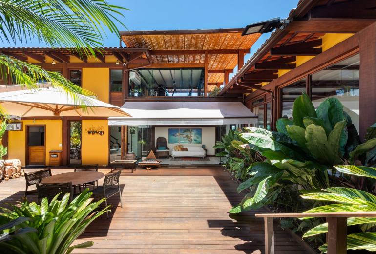 Ang064 - Maison de luxe en bord de mer à Angra dos Reis