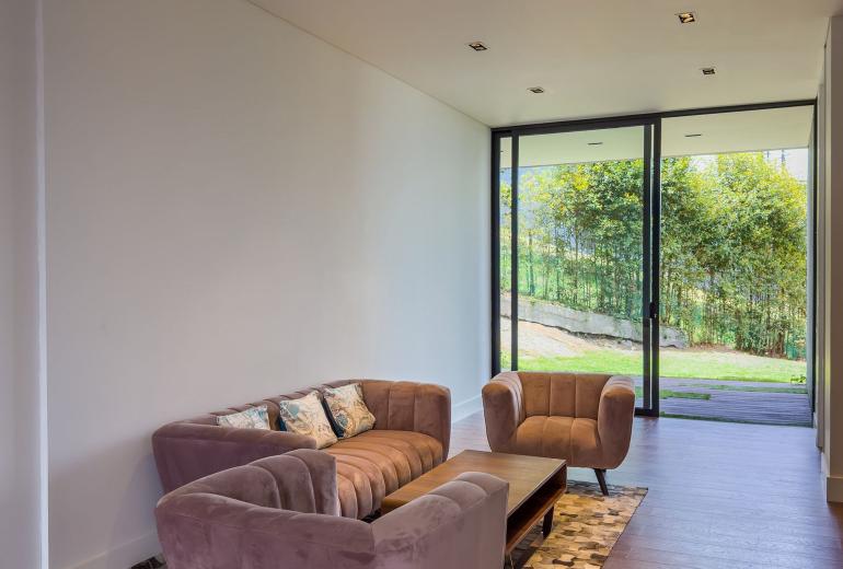 Bog011 - Casa contemporánea de lujo cerca de Bogotá