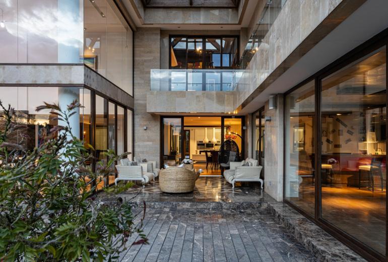 Bog013 - Casa moderna e luxuosa perto de Bogotá