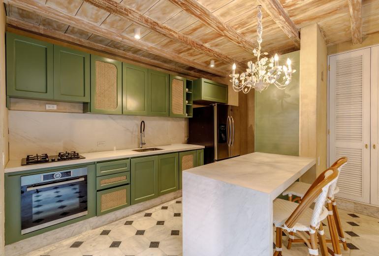 Car067 - Apartamento duplex en el Centro Histórico de Cartagena