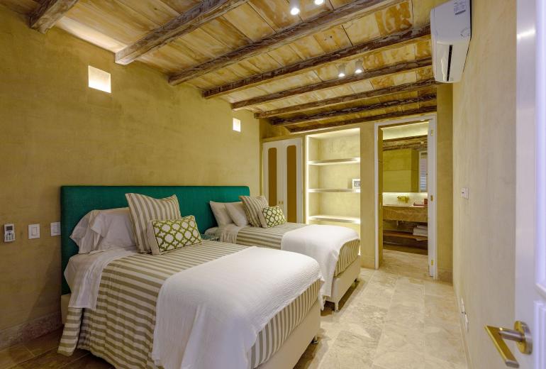 Car084 - Apartamento con terraza en el Centro de Cartagena