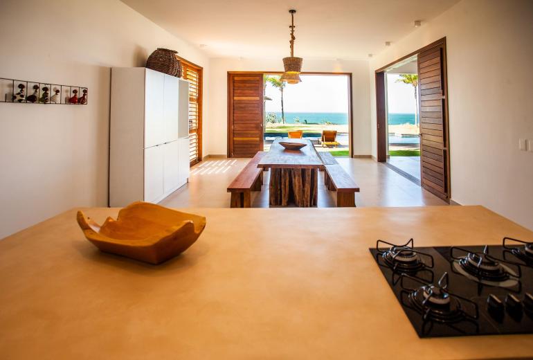 Cea076 - Modern villa facing the sea in Fortim