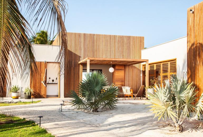 Cea076 - Modern villa facing the sea in Fortim