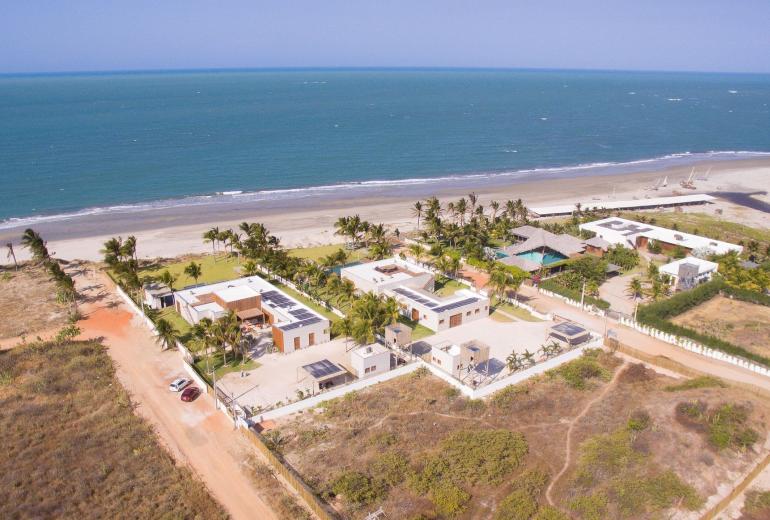 Cea076 - Modern villa facing the sea in Fortim