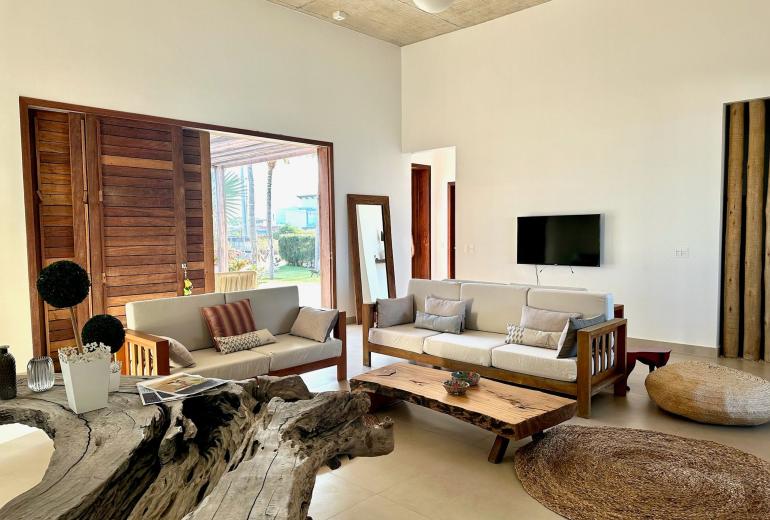 Cea076 - Modern villa facing the sea in Fortim