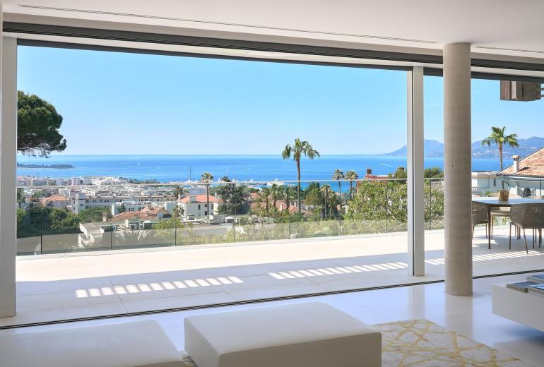 Can025 - Contemporary Villa for rent in Cannes