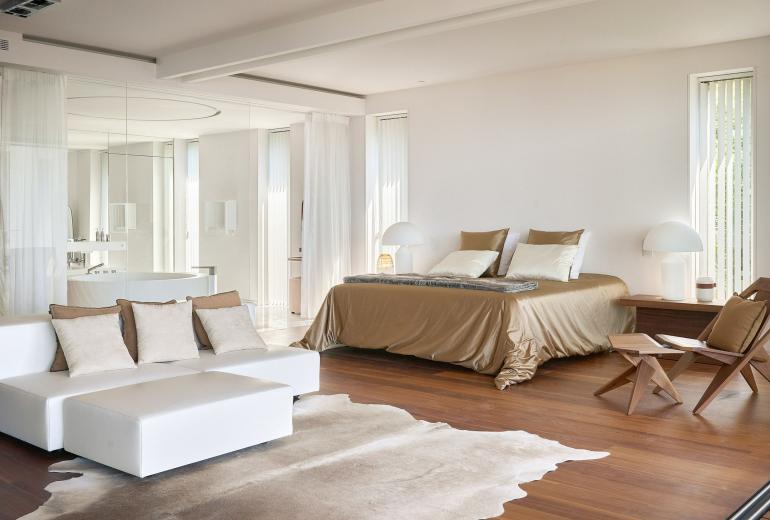 Can025 - Contemporary Villa for rent in Cannes