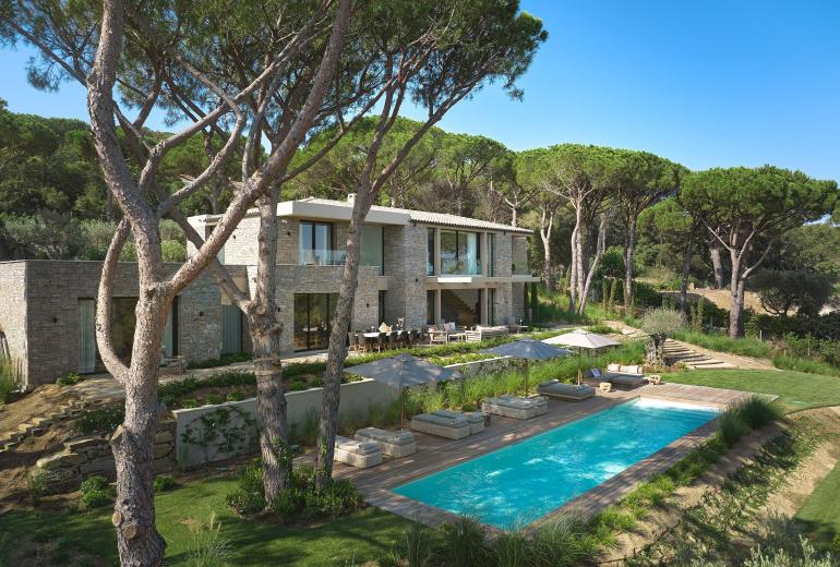 Azu068 - Villa avec Vue sur Saint-Tropez