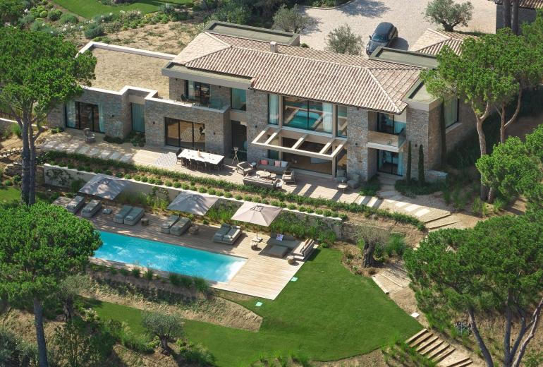 Azu068 - Villa avec Vue sur Saint-Tropez