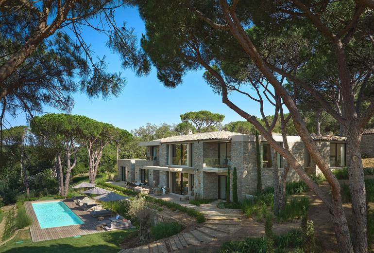 Azu068 - Villa avec Vue sur Saint-Tropez