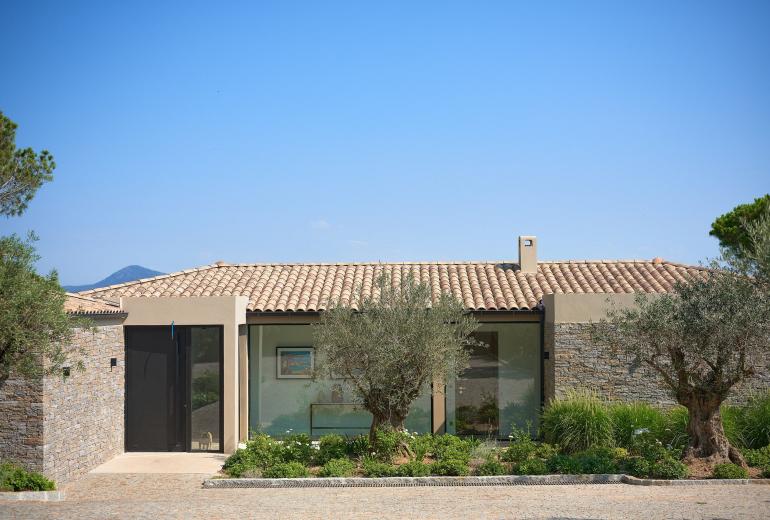 Azu068 - Villa avec Vue sur Saint-Tropez