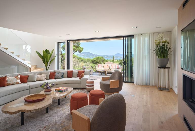 Azu068 - Villa avec Vue sur Saint-Tropez