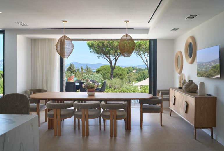 Azu068 - Villa avec Vue sur Saint-Tropez