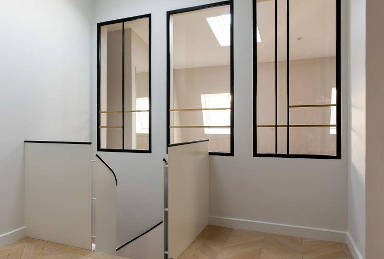 Par053 - Appartement de 6 chambres avec gym