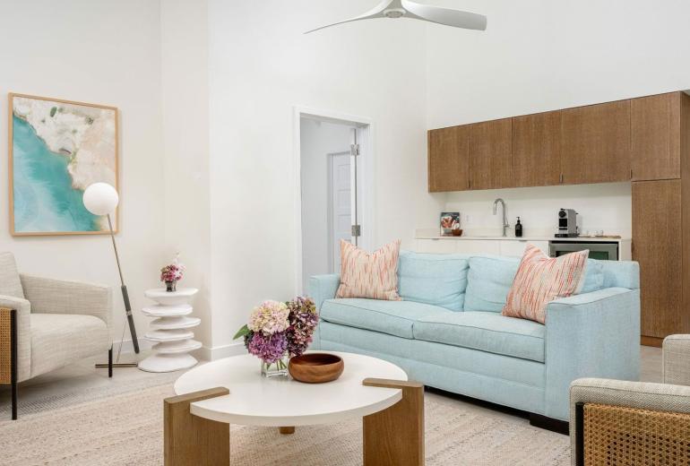 Tci007 - Luxury beachfront villa in Grace Bay