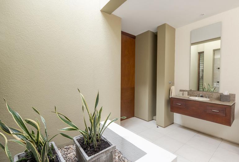 Anp005 – House surrounded by nature in Mesa de Yeguas
