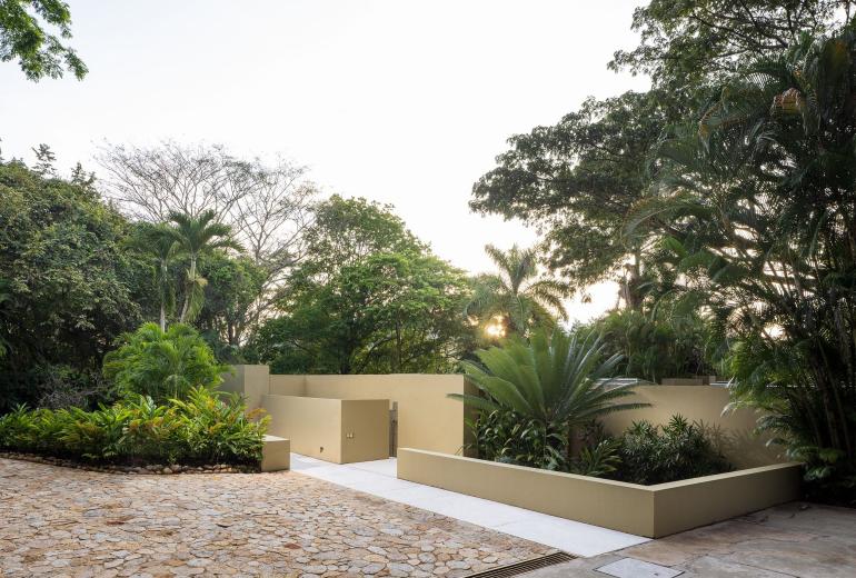 Anp005 – House surrounded by nature in Mesa de Yeguas