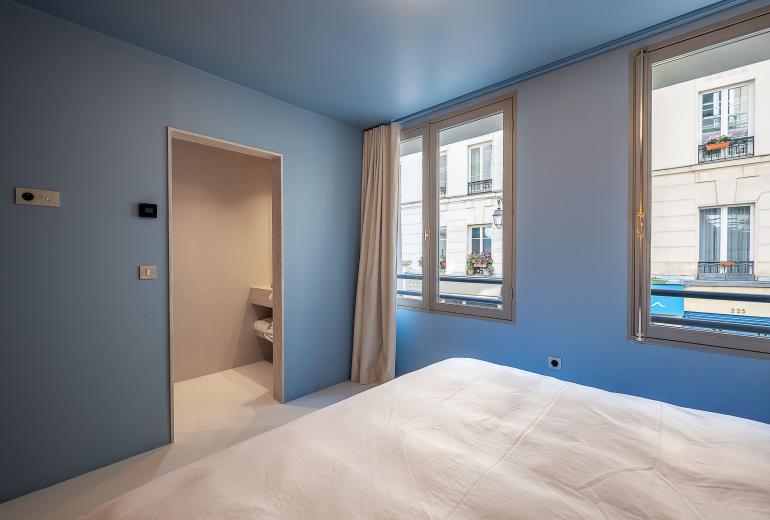 Par050 - Parisian townhouse with 4 bedrooms