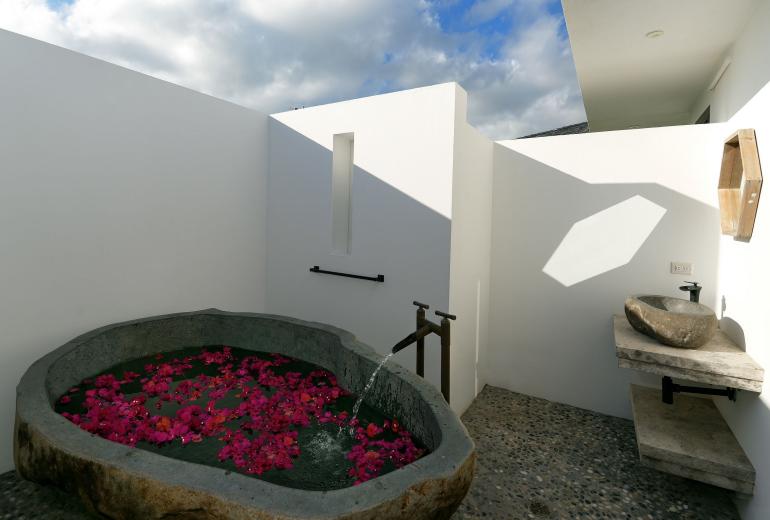 Aia002 – Villa with pools in Little Harbour in Anguilla