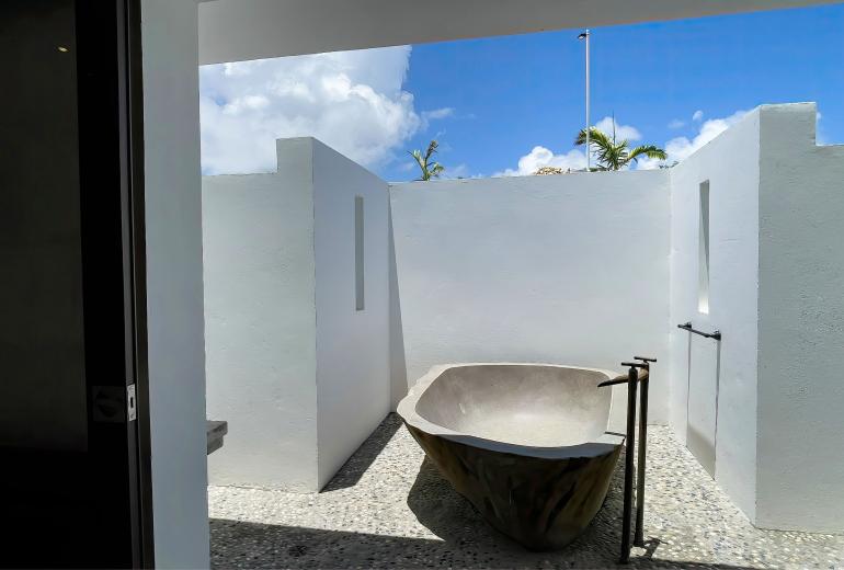 Aia002 – Villa with pools in Little Harbour in Anguilla