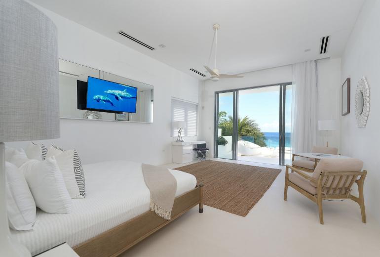 Aia003 – Beachfront villa in Meads Bay, Anguilla