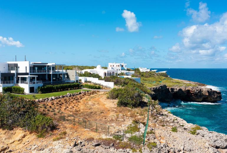 Aia005 – Villa de design avec vue à Black Garden, Anguilla