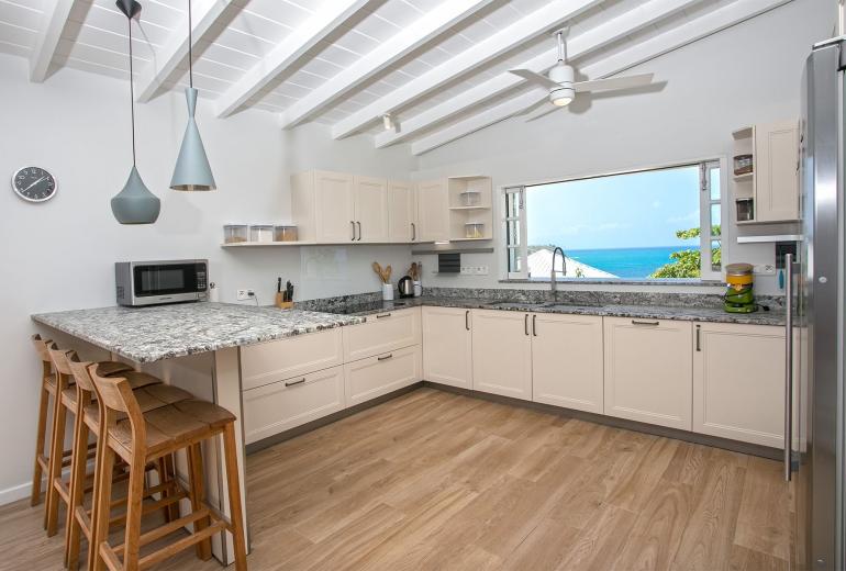 Sxm008 – Oceanview villa with garden in Baie Rouge Beach