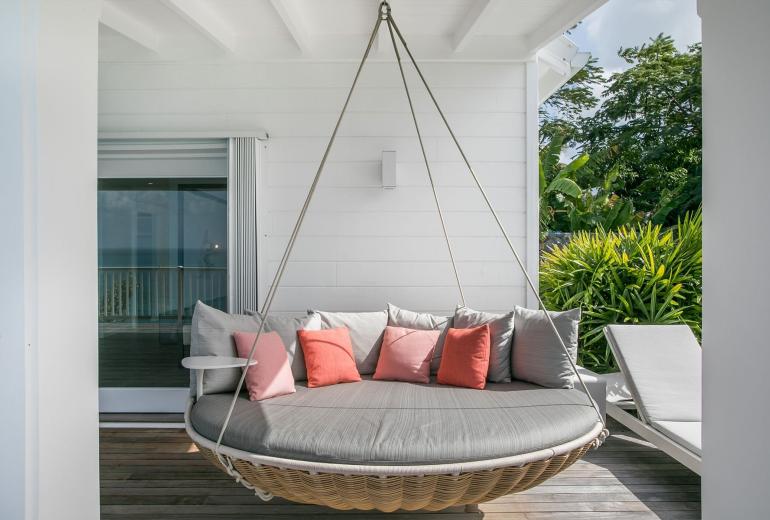 Sxm008 – Oceanview villa with garden in Baie Rouge Beach