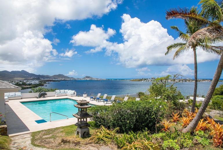 Sxm009 – Elegant sea-view villa near Baie Rouge Beach