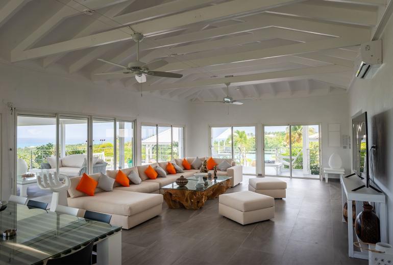 Sxm010 – Modern villa with ocean view near Plum Bay Beach