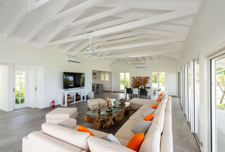 Sxm010 – Modern villa with ocean view near Plum Bay Beach
