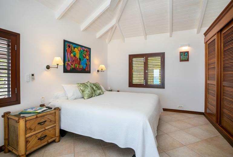 Sxm011 – Charming beachfront villa on Baie Longue Beach