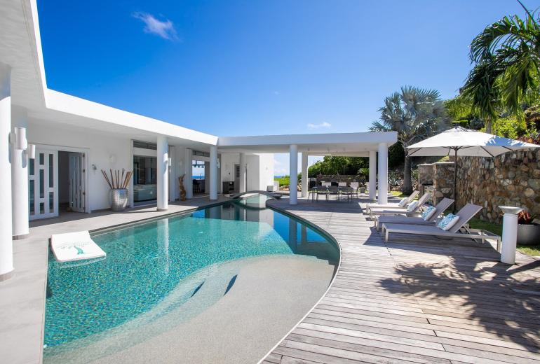 Sxm014 – Villa avec vue panoramique et piscine à Oyster Pond